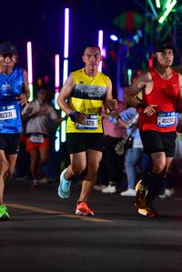 BIB: 125, 1426, 40259
                            <button type="button" onclick="openModal(20638603)" class="btn btn-primary btn-sm float-right btn-popup" data-toggle="modal" data-target=".modal-high-quality">
                        <i class="fas fa-shopping-cart"></i> Add to Cart
                    </button>
                                            <button type="button" onclick="isThisMe(20638603, true)" class="btn btn-success btn-sm float-right btn-popup btn-isme hidden" data-toggle="tooltip" data-placement="bottom" title="นี่คือรูปของคุณใช่ไหม คลิกที่นี่เพื่อเอาเข้าอัลบั้ม">
                        <i class="fas fa-plus"></i> Add to album
                    </button>
                    <button type="button" onclick="isThisMe(20638603, false)" class="btn btn-warning btn-sm float-right btn-popup btn-isnotme hidden">
                        <i class="fas fa-ban"></i> Remove from album
                    </button>
